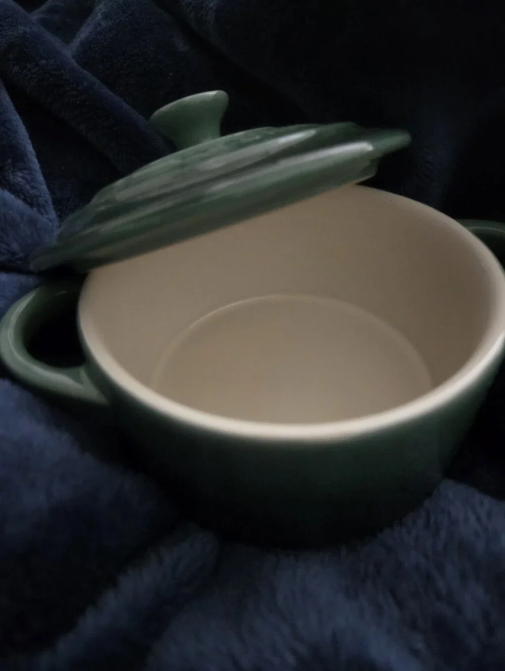 Le Creuset Green Mini Round Cocotte Stoneware 8 Oz Casserole Dish